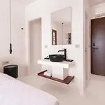 Akre - Designed For Adults Hotel