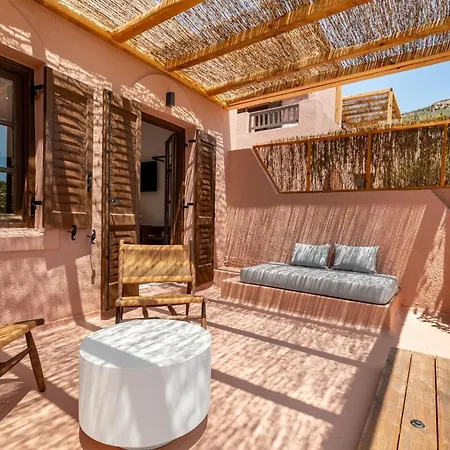 Otel Akre 4*
