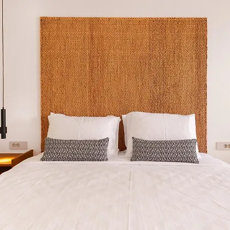 Akre - Designed For Adults 4* Sztelída