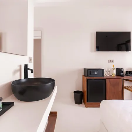 Akre - Designed For Adults 4* Stelida (Naxos)