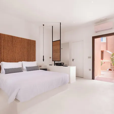Akre - Designed For Adults 4* Sztelída
