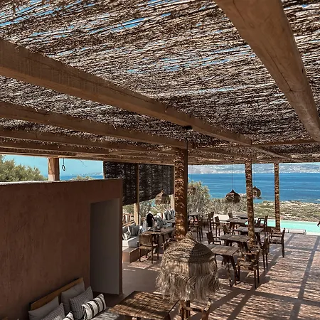 Akre - Designed For Adults 4*