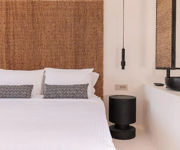 Hotel Akre - Designed For Adults