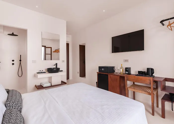 Hotel Akre - Designed For Adults