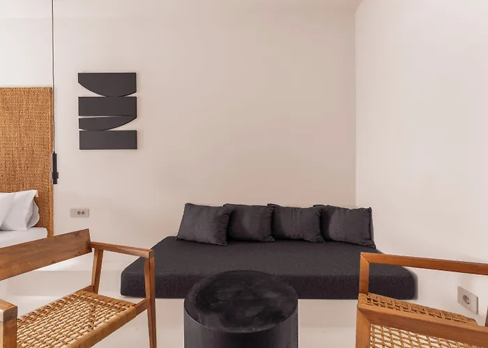 Hotel Akre - Designed For Adults